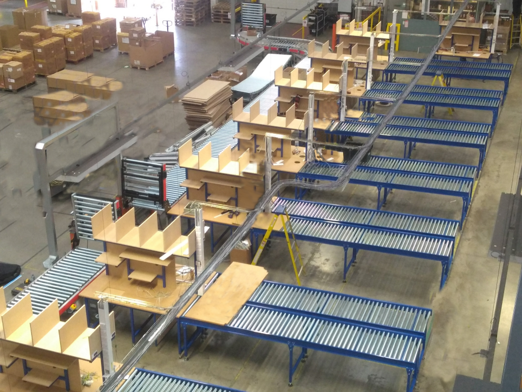 Factory Gravity System Packing Tables by Spaceguard